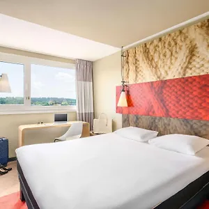 Ibis Villefranche Sur Saone Limas