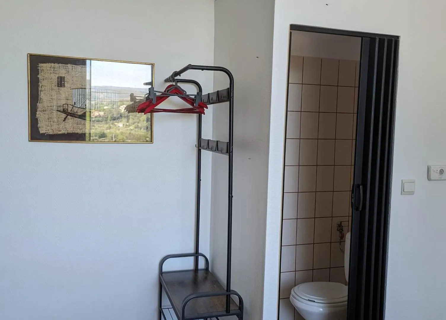 Auberge Des Pins Aubenas 2*,